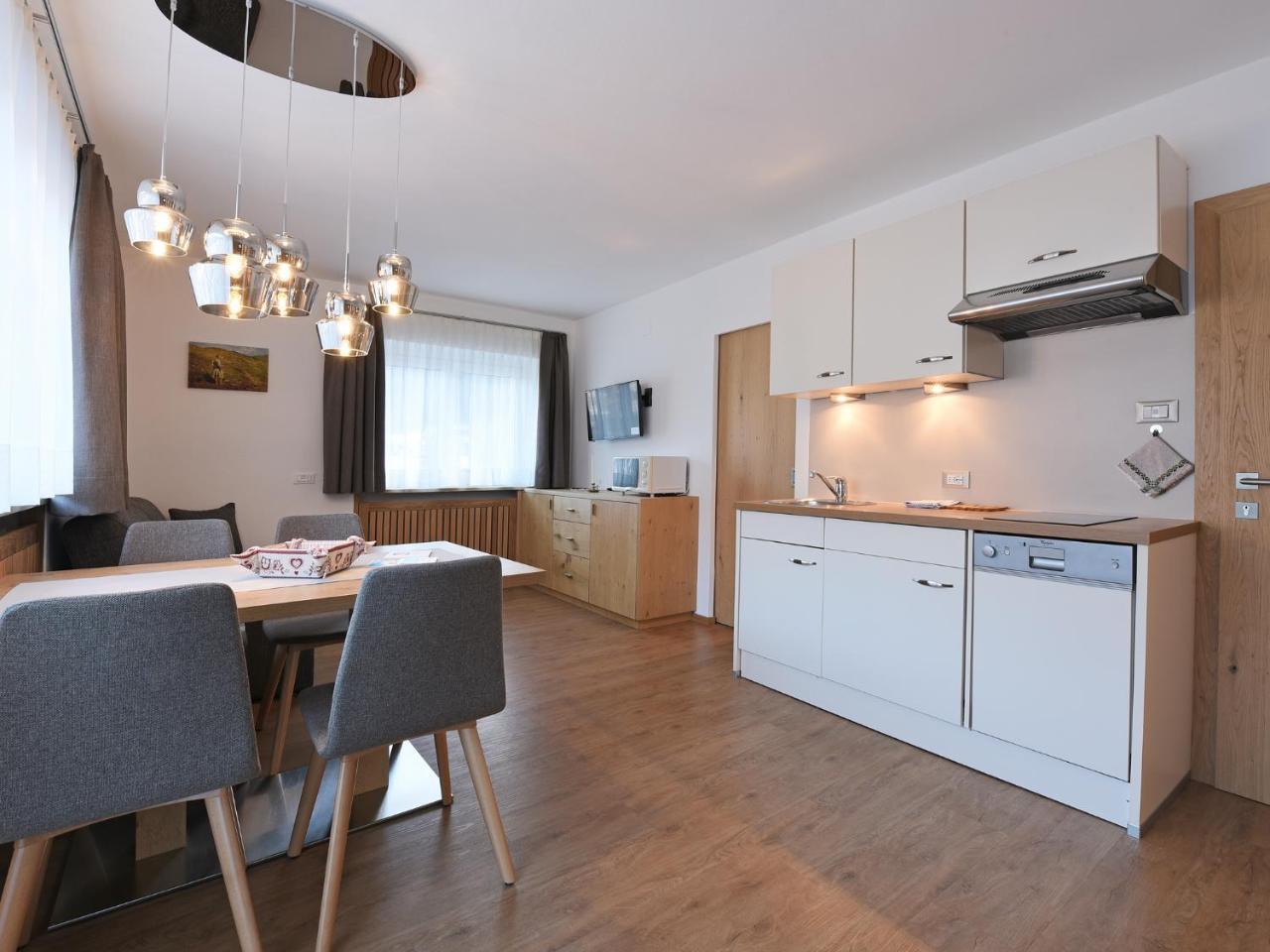 Residence Hotel Fever Ortisei Eksteriør billede