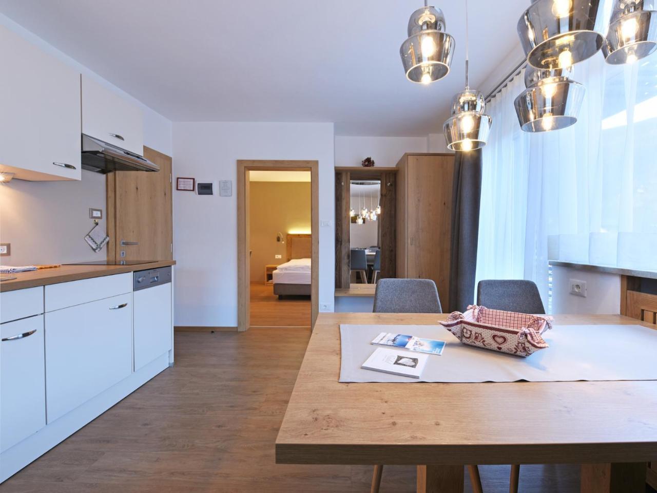 Residence Hotel Fever Ortisei Eksteriør billede